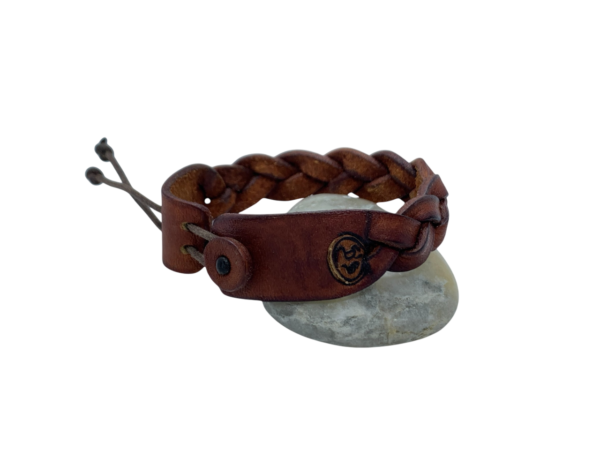 Pulsera Artesanal Trenzada en Piel Fina, regalo para hombre :) - Imagen 2