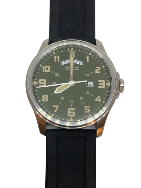 Reloj Victorinox Infantry Clásico Dial Verde 241290