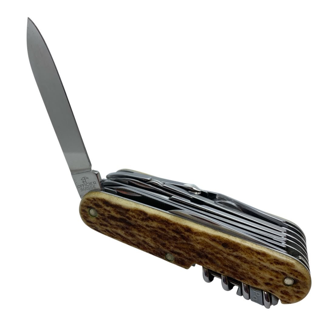 Navaja Victorinox Swiss Champ Cachas En Asta de ciervo coleccionable 1.6791.66 - Imagen 3