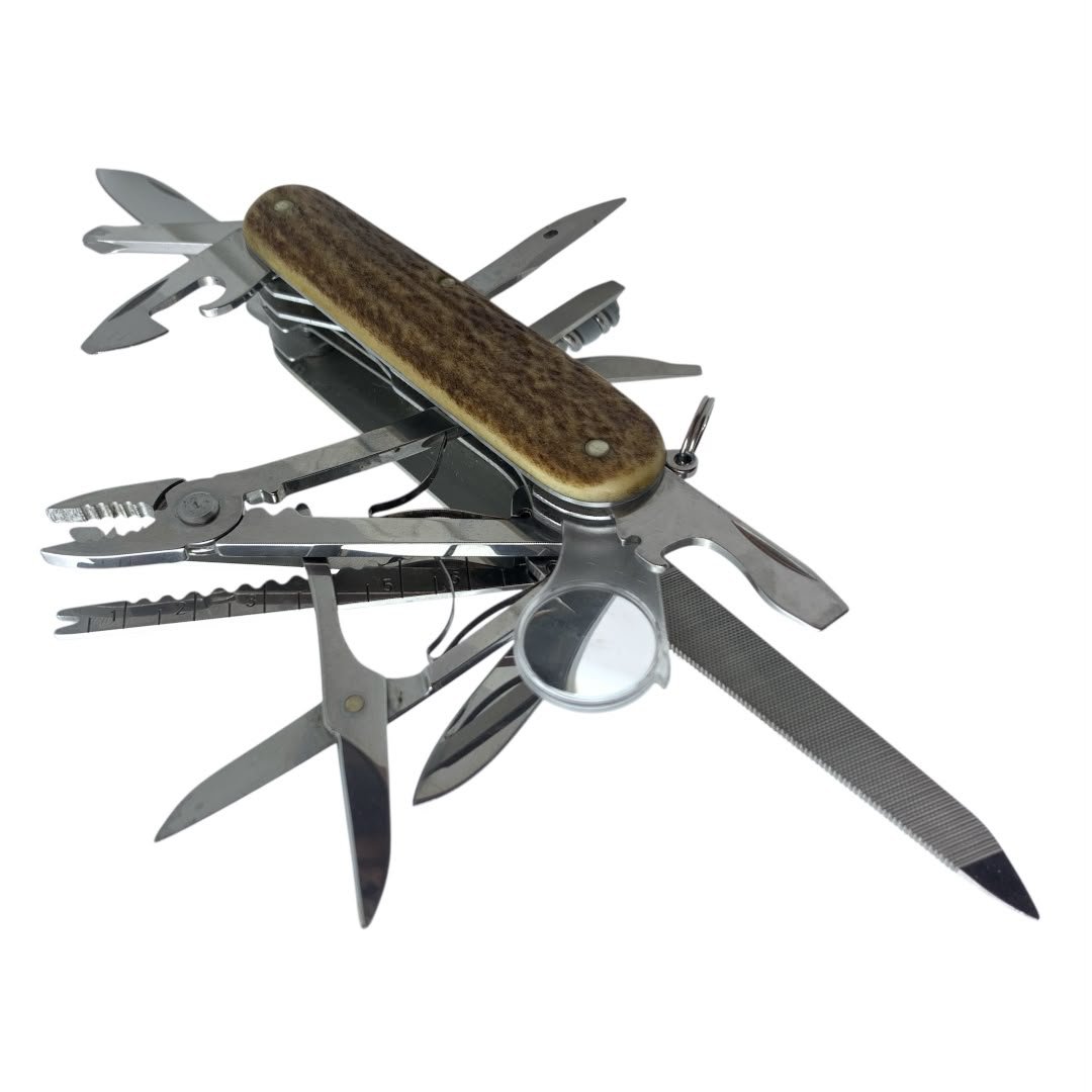Navaja Victorinox Swiss Champ Cachas En Asta de ciervo coleccionable 1.6791.66 - Imagen 10